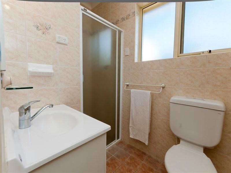 77 Fairford Terrace, West Lakes Shore SA 5020