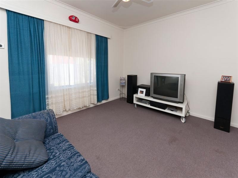 39 Rosewater Terrace, Ottoway SA 5013