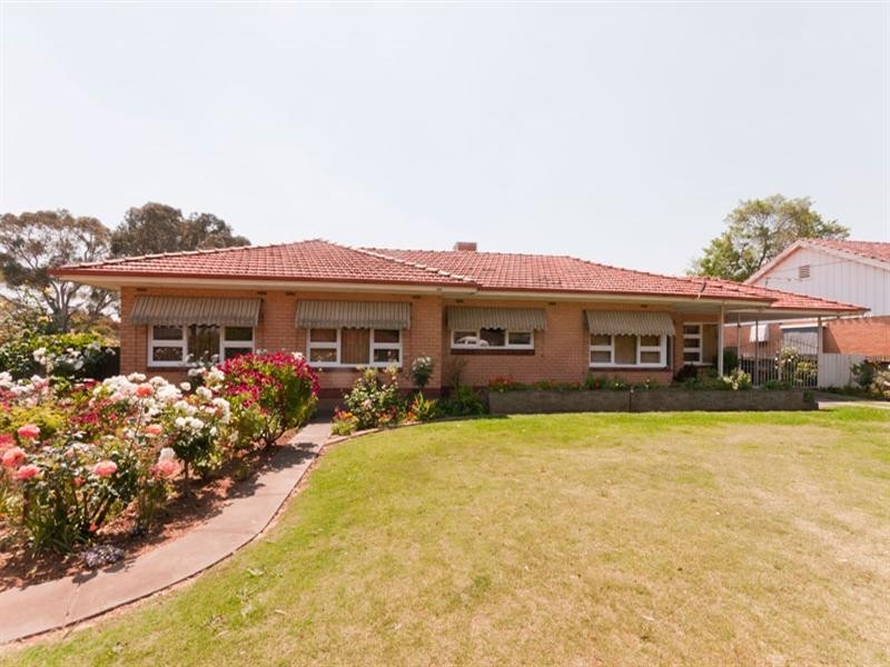 33 Kings Road, Salisbury Downs SA 5108