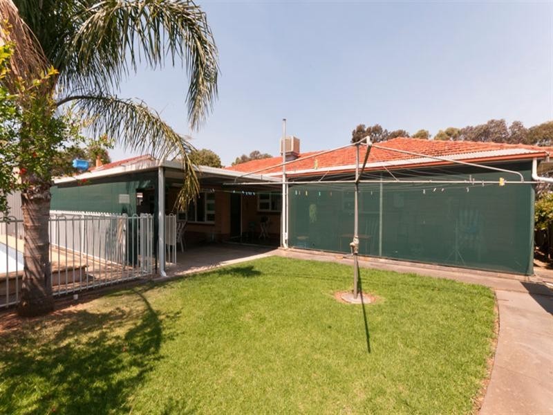 33 Kings Road, Salisbury Downs SA 5108