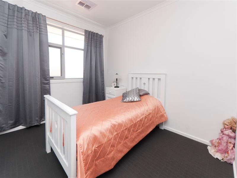 12 Emery Place, Woodville SA 5011