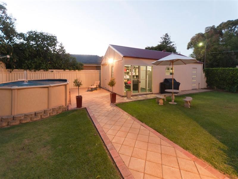 9 Mackirdy Street, Fulham SA 5024