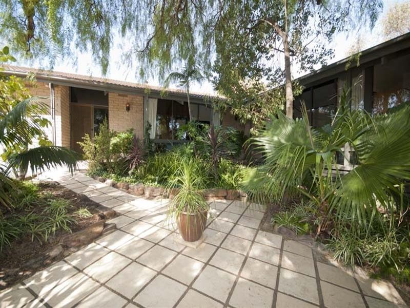 7 Petite Court, Para Hills SA 5096