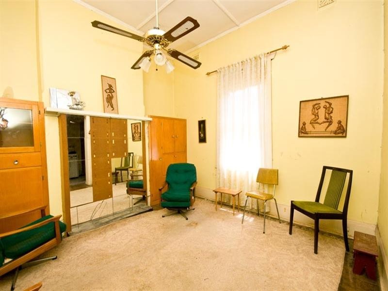 10 Rodney Street, Woodville SA 5011