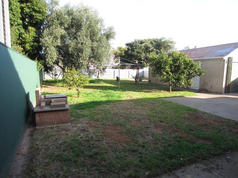 21 Auburn Crescent, Croydon Park SA 5008