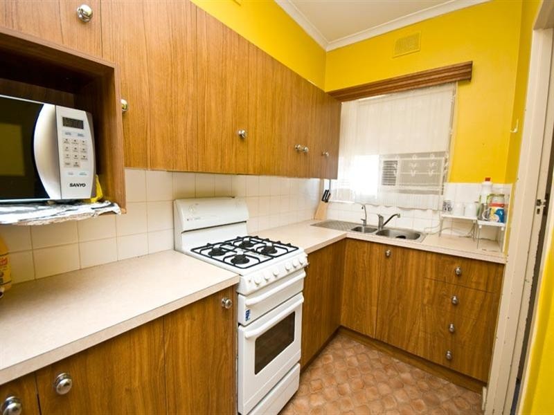 2/11 Frederick Street, Mansfield Park SA 5012