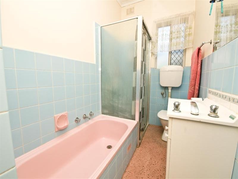 2/11 Frederick Street, Mansfield Park SA 5012