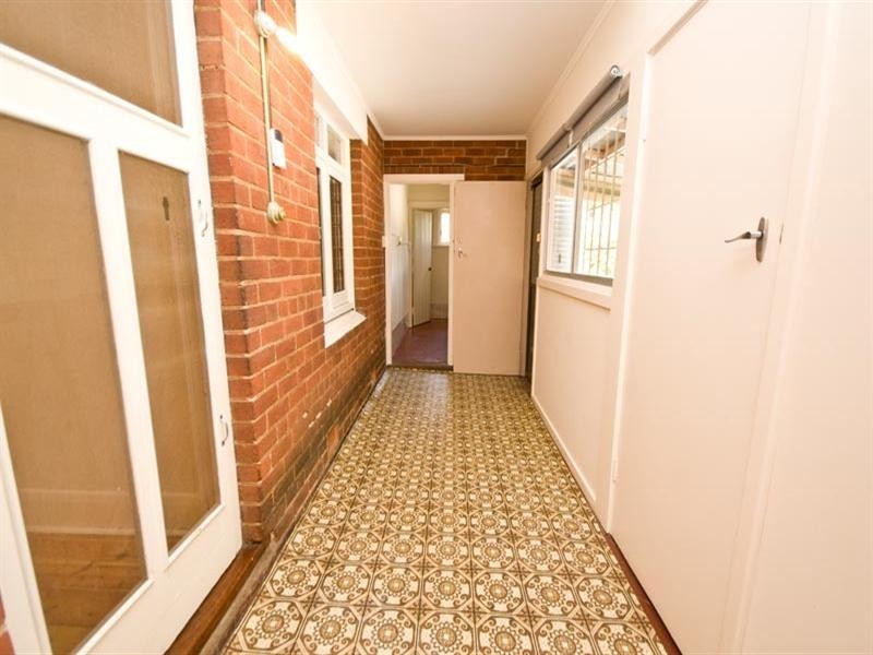 41 Hughes Street North, Woodville SA 5011