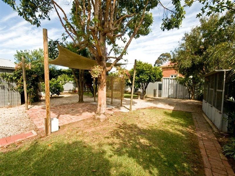 41 Hughes Street North, Woodville SA 5011