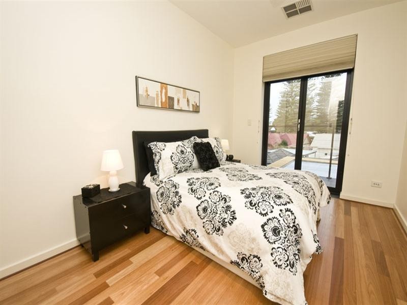 250D Seaview Road, Henley Beach SA 5022