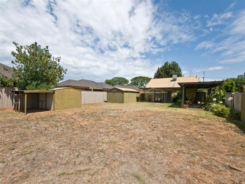 14 Hughes Street South, Woodville SA 5011