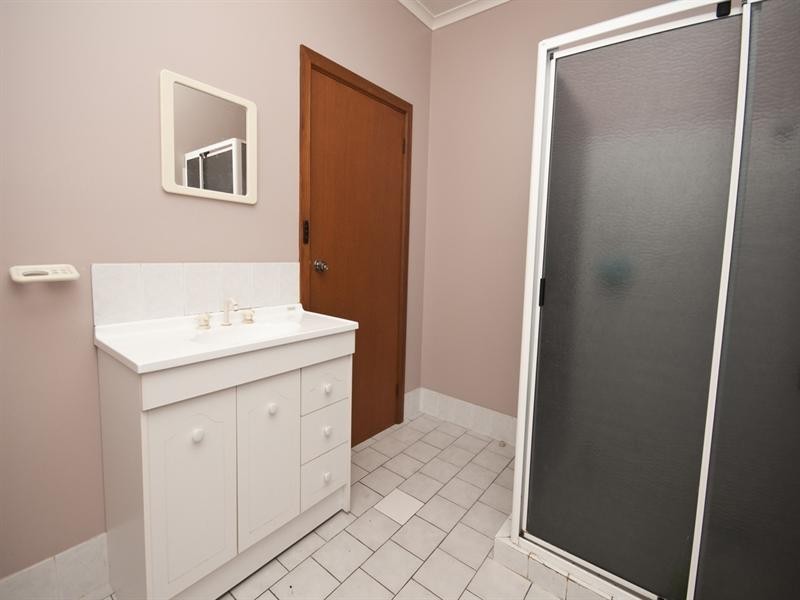 98 Halsey Road, Henley Beach South SA 5022