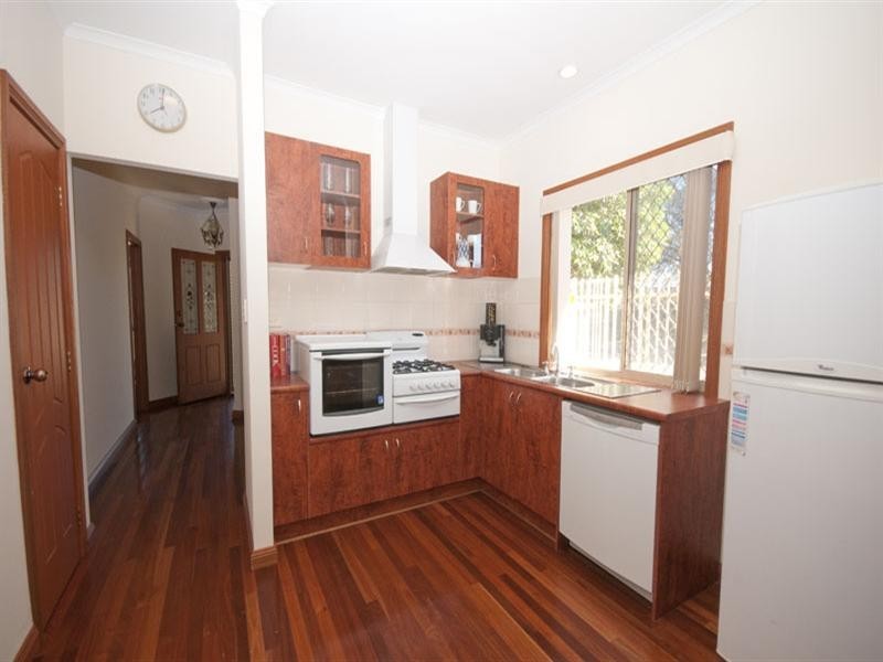 122 Russell Street, Rosewater SA 5013