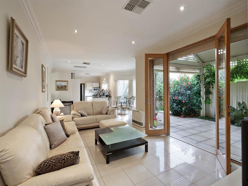 35 Chatswood Crescent, Kidman Park SA 5025