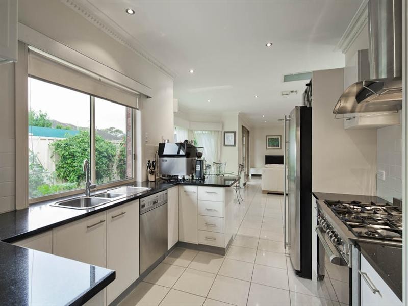 35 Chatswood Crescent, Kidman Park SA 5025