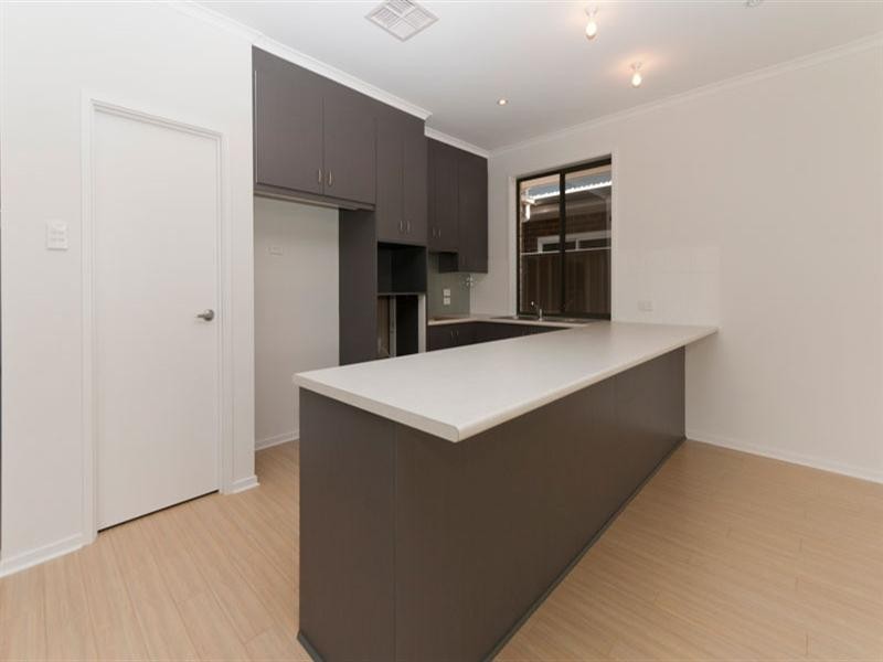 8 Emery Place, Woodville SA 5011