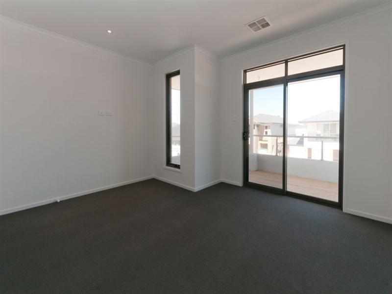 8 Emery Place, Woodville SA 5011