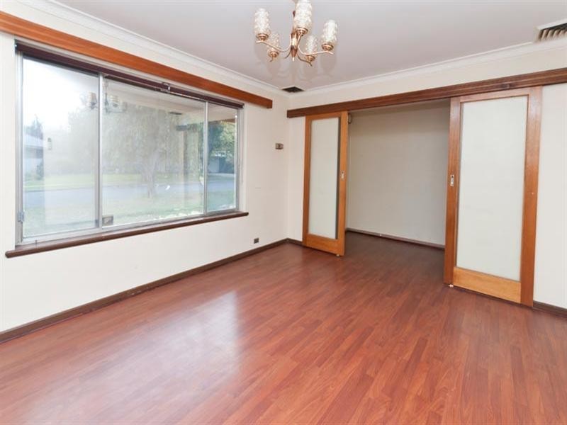 9 Harkness Avenue, Modbury SA 5092