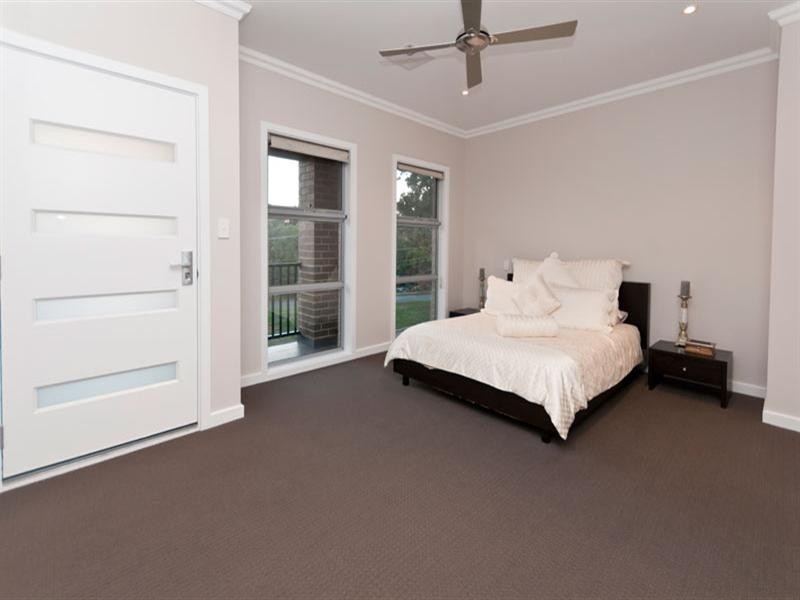 15 Lindsay Street, Highbury SA 5089