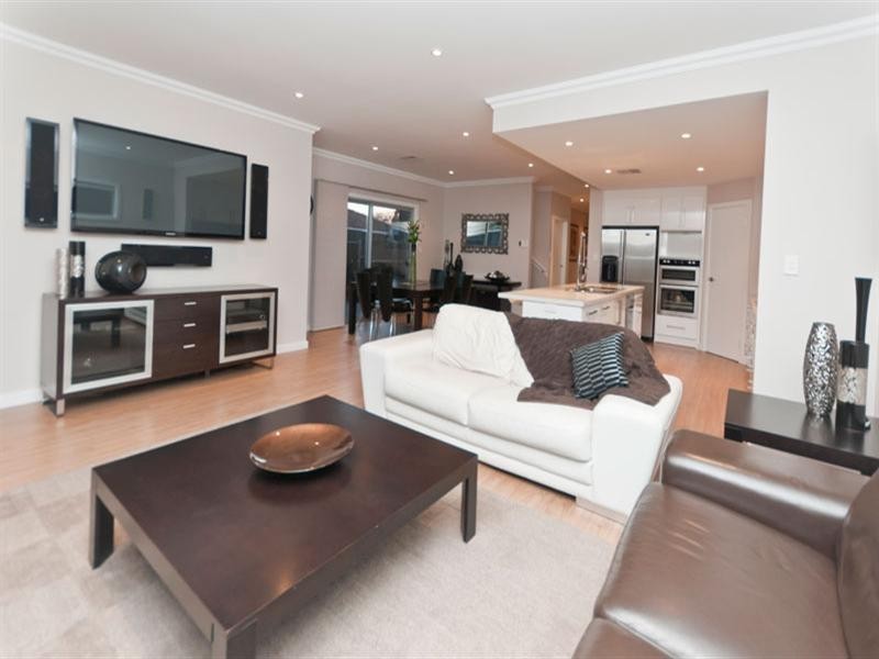 15 Lindsay Street, Highbury SA 5089