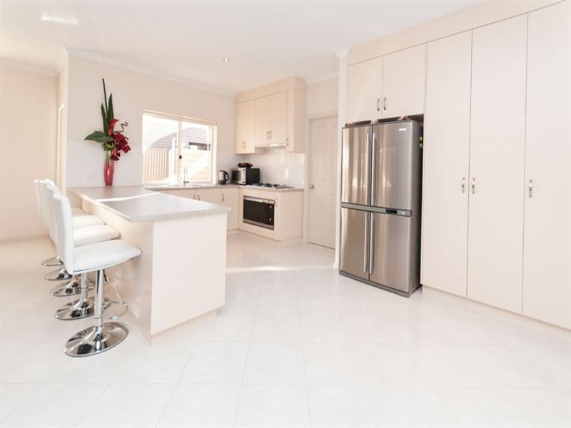 3 Heinrich Street, Mansfield Park SA 5012