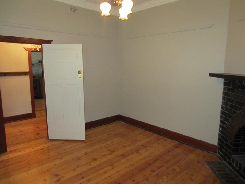 14 Hughes Street South, Woodville SA 5011