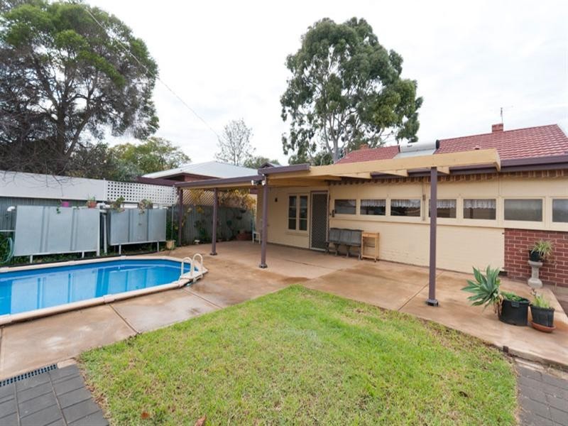 11 Rodney Street, Woodville SA 5011