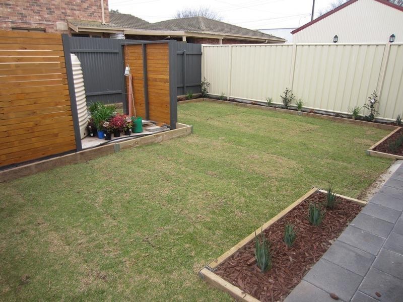 8A Guernsey Terrace, Woodville SA 5011