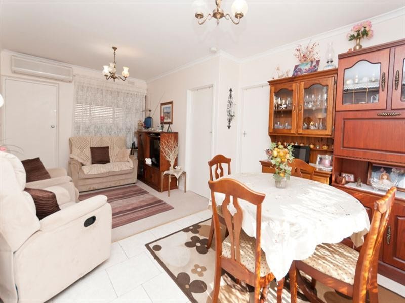 2/41 Leven Street, Seaton SA 5023