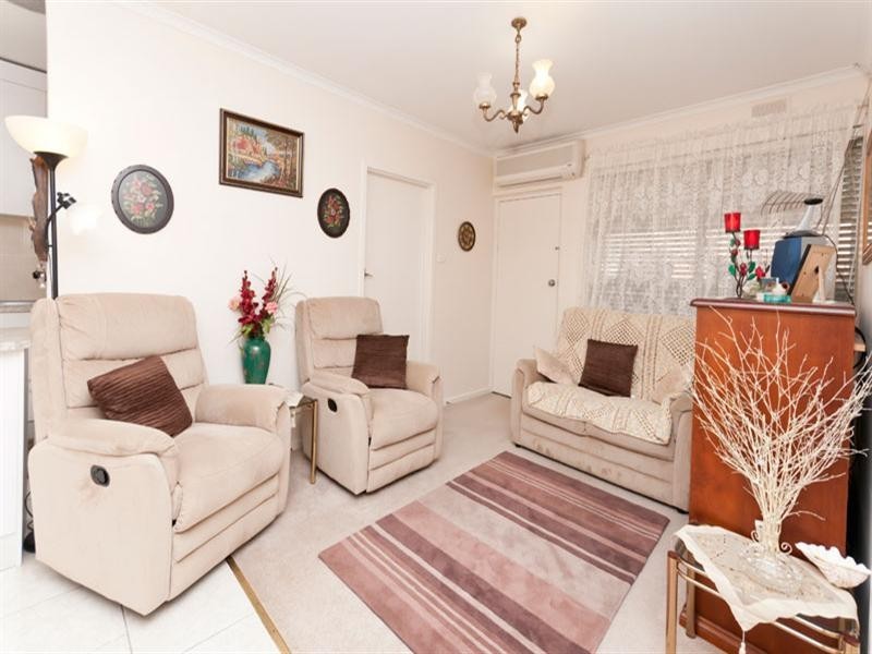2/41 Leven Street, Seaton SA 5023