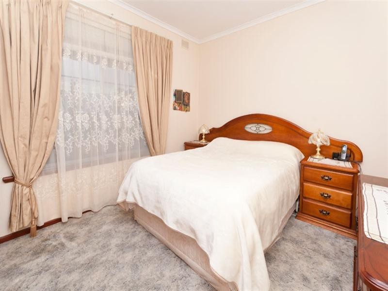 2/41 Leven Street, Seaton SA 5023