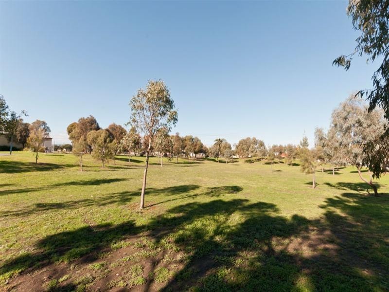 2/41 Leven Street, Seaton SA 5023