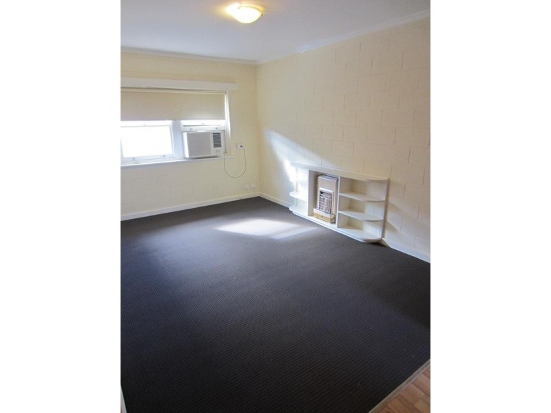 2/11 Baker Street, Grange SA 5022