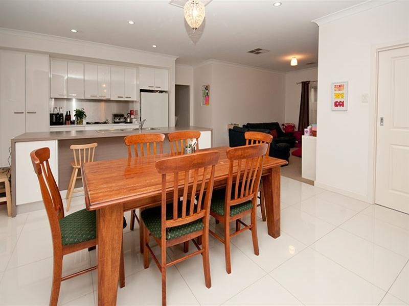 22A Melrose Avenue, Clearview SA 5085