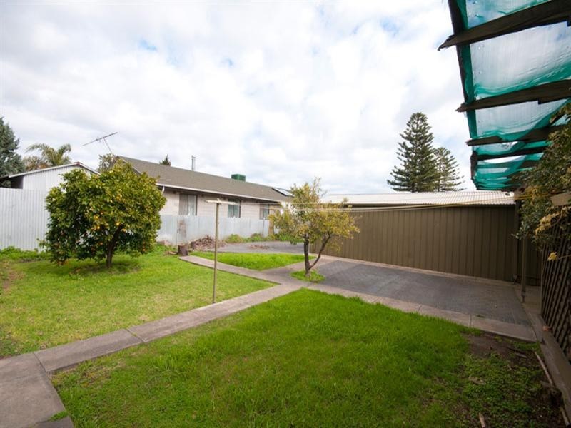 60 Lavinia Street, Athol Park SA 5012