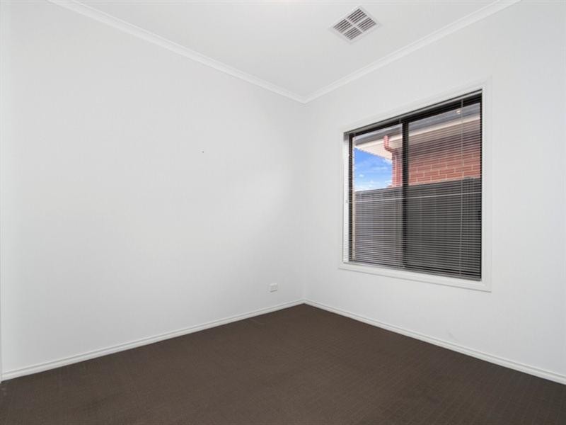 7 Nesbit Street, Albert Park SA 5014