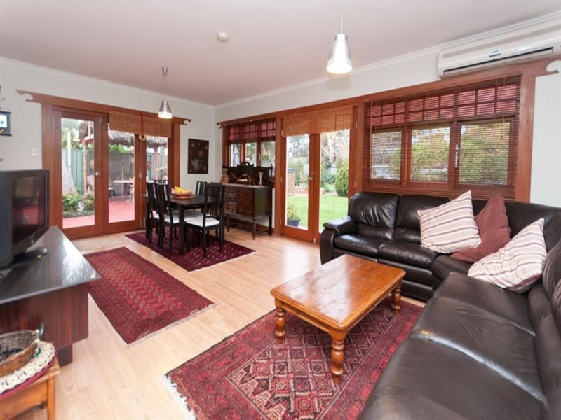 20 Hughes Street South, Woodville SA 5011