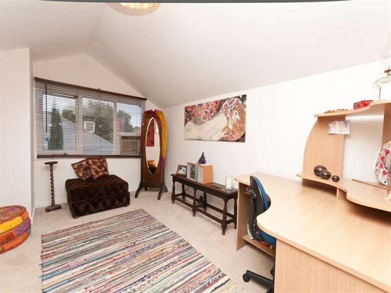 20 Hughes Street South, Woodville SA 5011