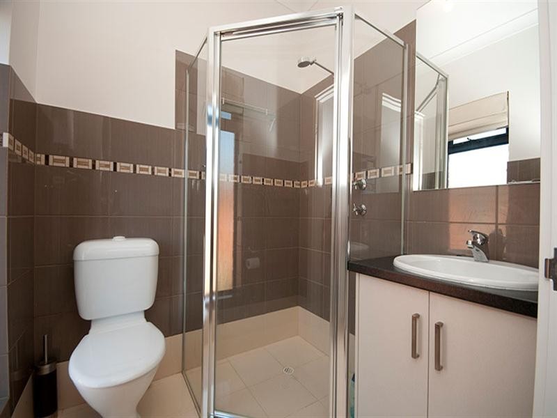 2/213 Findon Road, Findon SA 5023