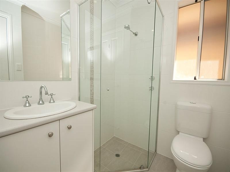 8 Warner Avenue, Findon SA 5023