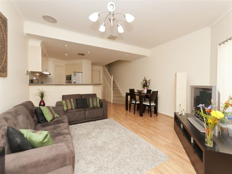 9/157 Brebner Drive, West Lakes SA 5021