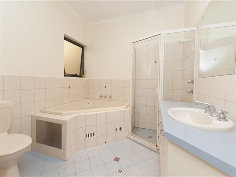 9/157 Brebner Drive, West Lakes SA 5021