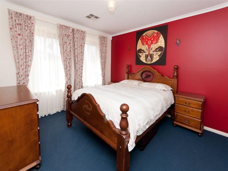 11 Suffolk Street, Angle Park SA 5010