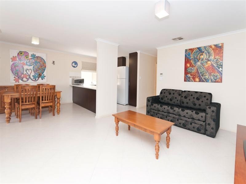 11 Suffolk Street, Angle Park SA 5010