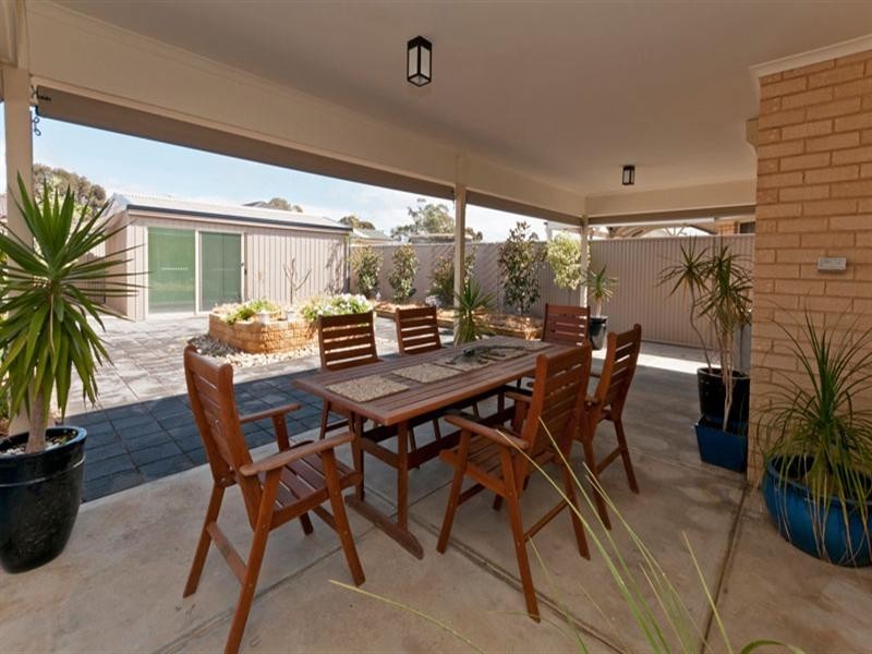 11 Suffolk Street, Angle Park SA 5010