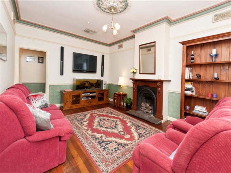 8 Victoria Street, Albert Park SA 5014