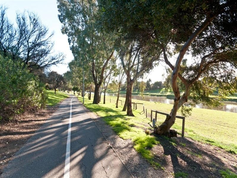 5 Opie Street, West Beach SA 5024