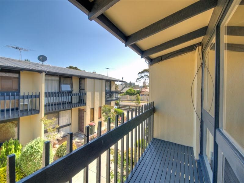 3/1 Gore Street, Glenelg North SA 5045