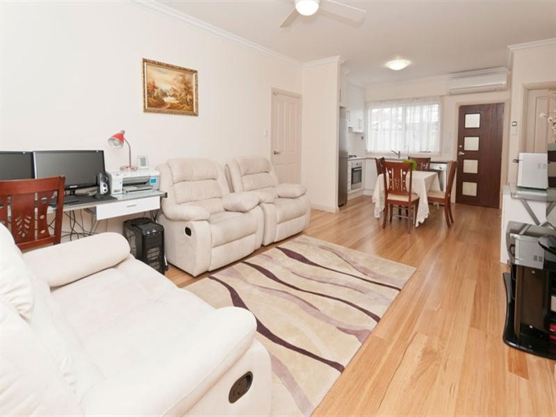 4A Derby Street, Albert Park SA 5014