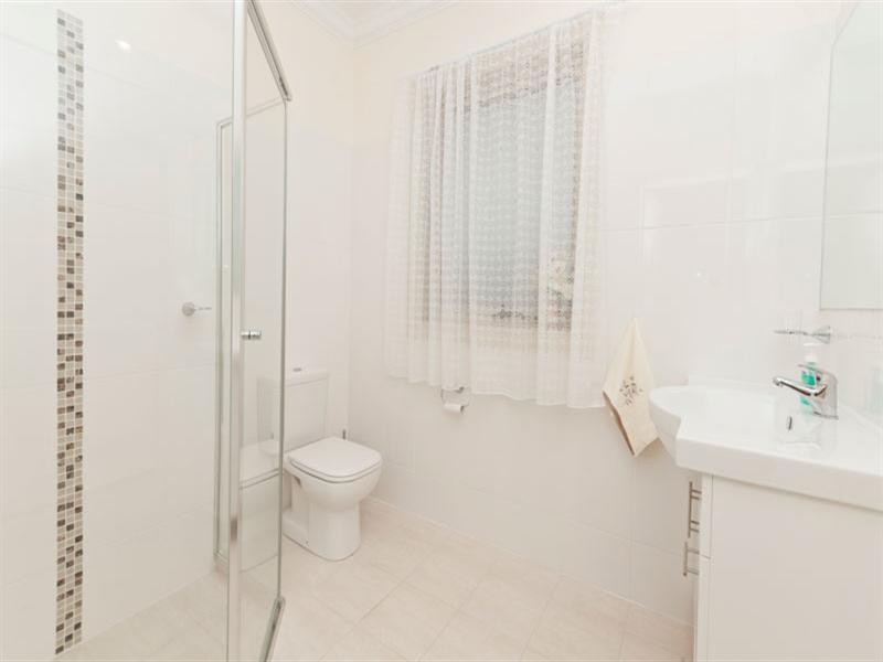 4A Derby Street, Albert Park SA 5014